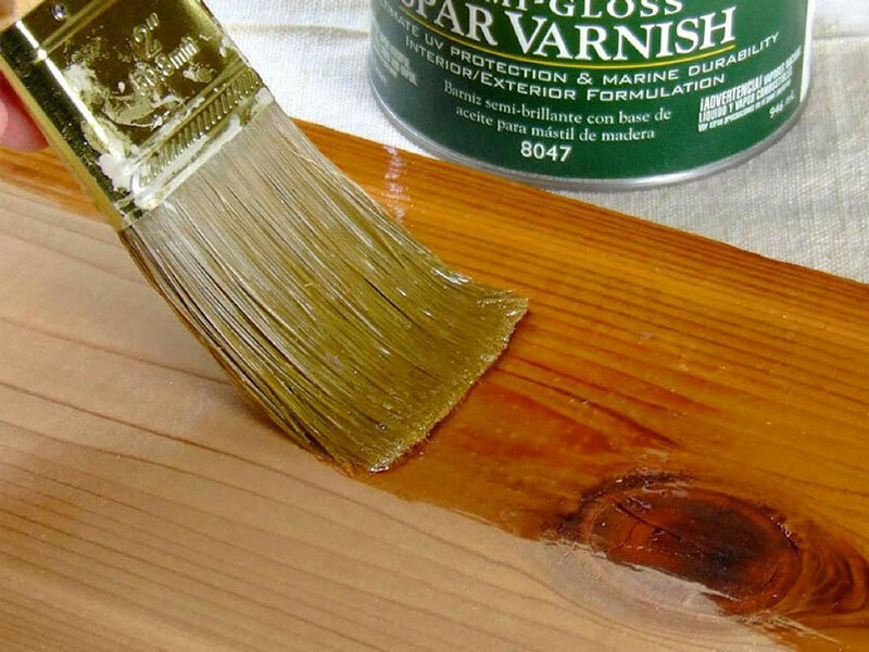 Sơn PU bóng để hoàn thiện gỗ giả màu óc chó.