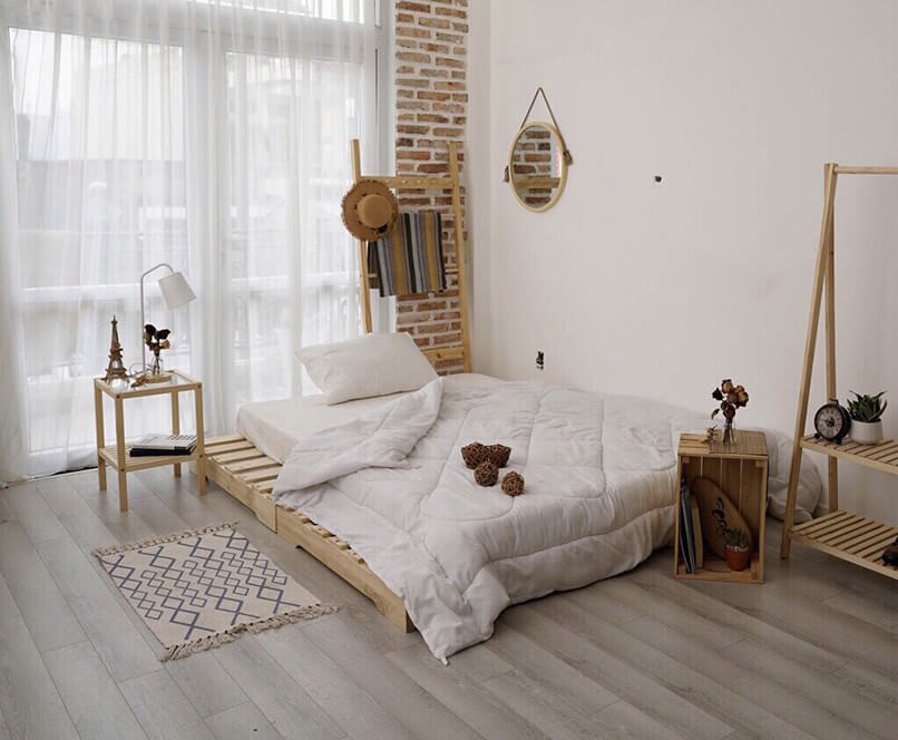 Giường nhỏ giúp bạn tiết kiệm không gian phòng trọ rất tốt. Ảnh sưu tầm