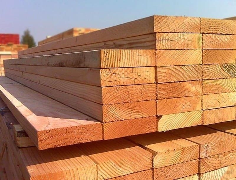 Gỗ vuông là loại gỗ được cắt thành từng khối hình hộp vuông.