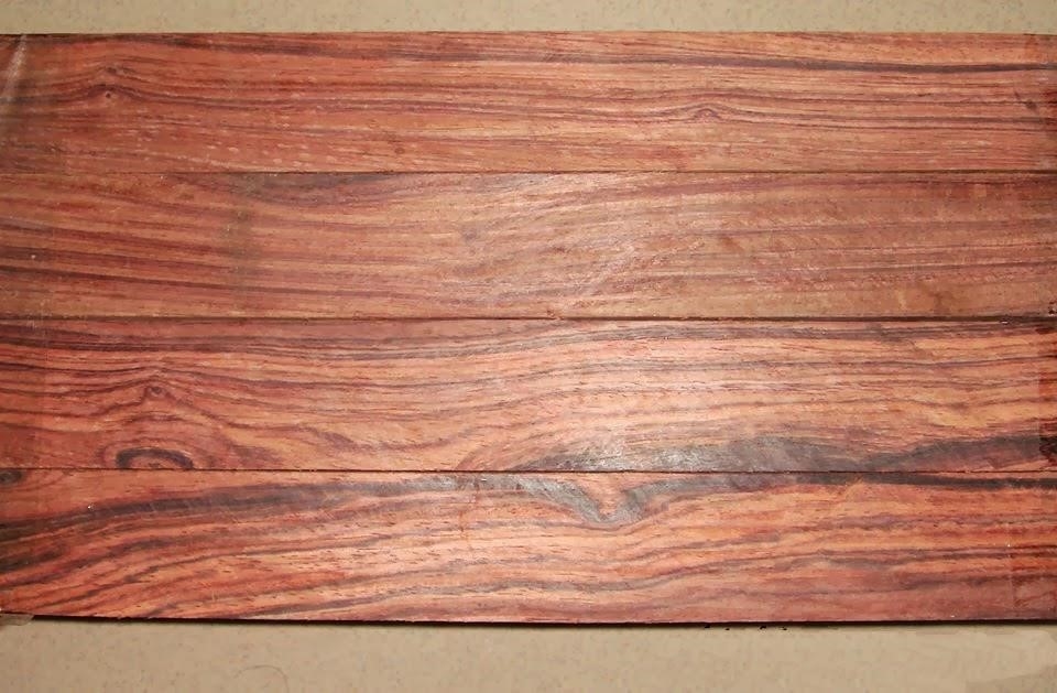 Gỗ Cẩm Lai là loại gỗ quý và đắt tiền được sử dụng trong nhiều lĩnh vực khác nhau. Nó có màu đỏ sậm và được đánh giá cao về tính thẩm mỹ và độ bền. Gỗ Cẩm Lai được sử dụng để làm đồ nội thất, đồ trang trí và cả nhạc cụ. Tuy nhiên, việc khai thác gỗ Cẩm Lai làm cho nguồn cung của nó ngày càng khan hiếm. Do đó, việc bảo vệ và sử dụng bền vững nguồn tài nguyên gỗ Cẩm Lai là rất quan trọ
