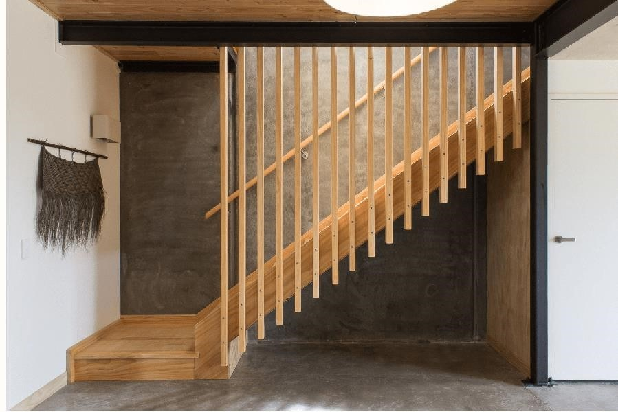 Những mẫu lam gỗ cho cầu thang được thiết kế đẹp mắt.