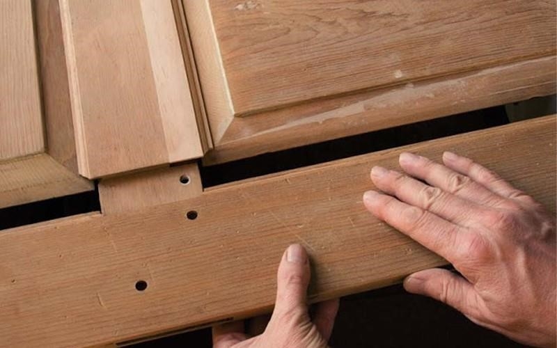Có tới 5 phương pháp để phát hiện những cửa gỗ bị cong vênh, xệ cánh một cách dễ dàng.