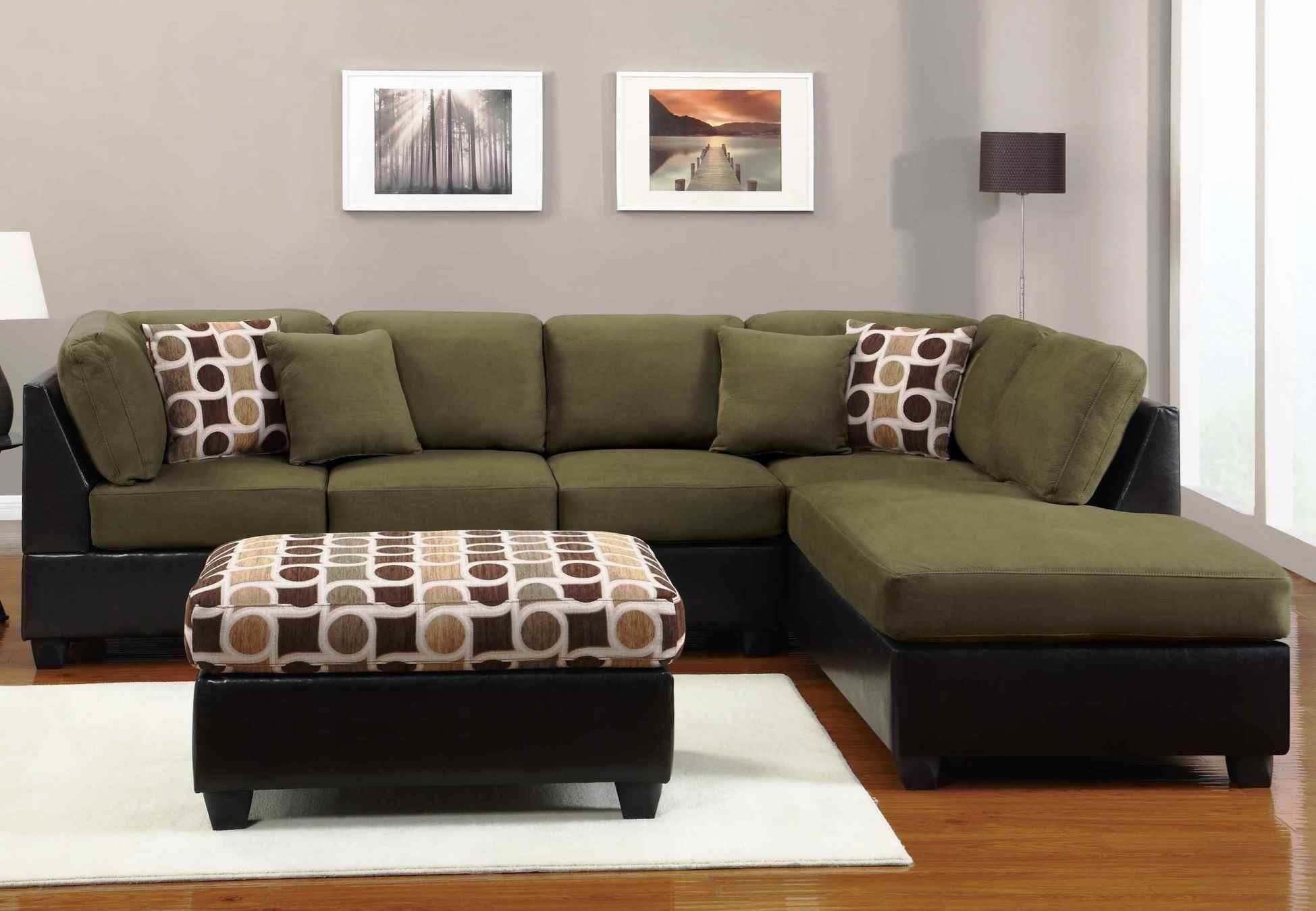 Dưới đây là danh sách 15 mẫu bàn ghế gỗ phù hợp cho phòng khách nhỏ, vừa đẹp vừa tiện lợi.