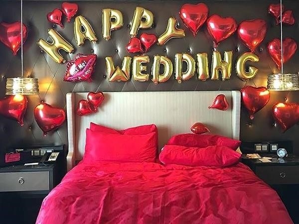 Hãy mang theo một số cách trang trí phòng cưới đơn giản nhưng vẫn đẹp để thực hiện cho buổi lễ của bạn trở nên hoàn hảo.