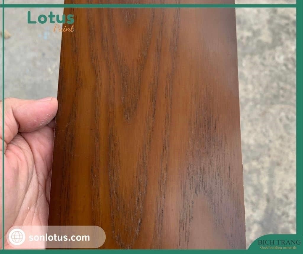 Sơn Lotus cung cấp sơn gỗ hệ nước cho sản phẩm gỗ.