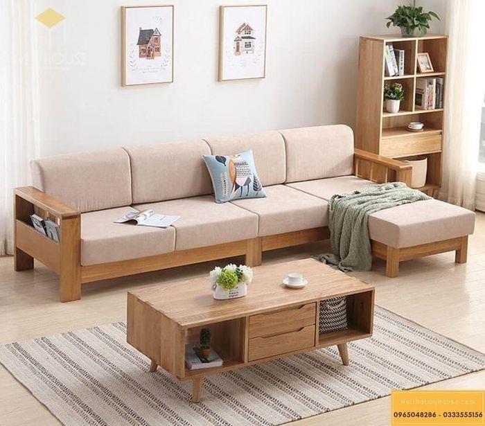Cách sắp xếp bàn ghế gỗ trong phòng khách.